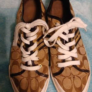 Coach Shoes 8.5
